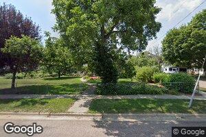 319 N Cedar St, Canton, SD 57013