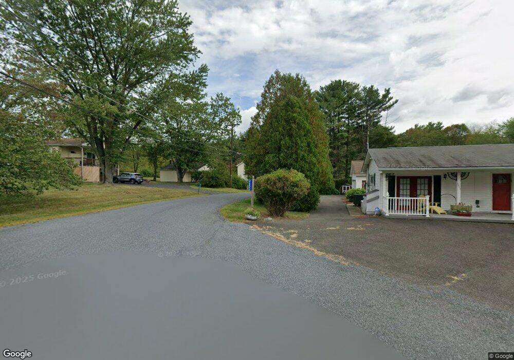 335 Lakeshore Dr, Effort, PA 18330 - photo 1