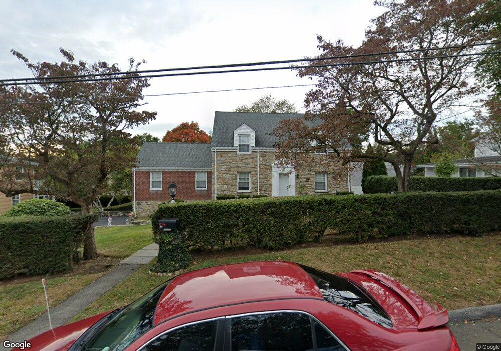 24 Spezzano Dr unit 2, Riverside, CT 06878 - photo 1