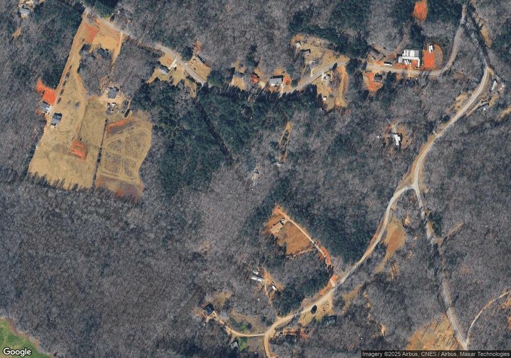 328 Old Oak Valley Rd, Toccoa, GA 30577 - photo 1