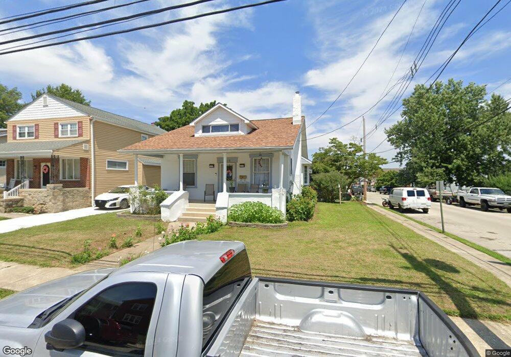 426 Sutton Ave, Folsom, PA 19033 - photo 1