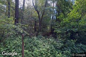 371 Eel River Ln, Redway, CA 95560