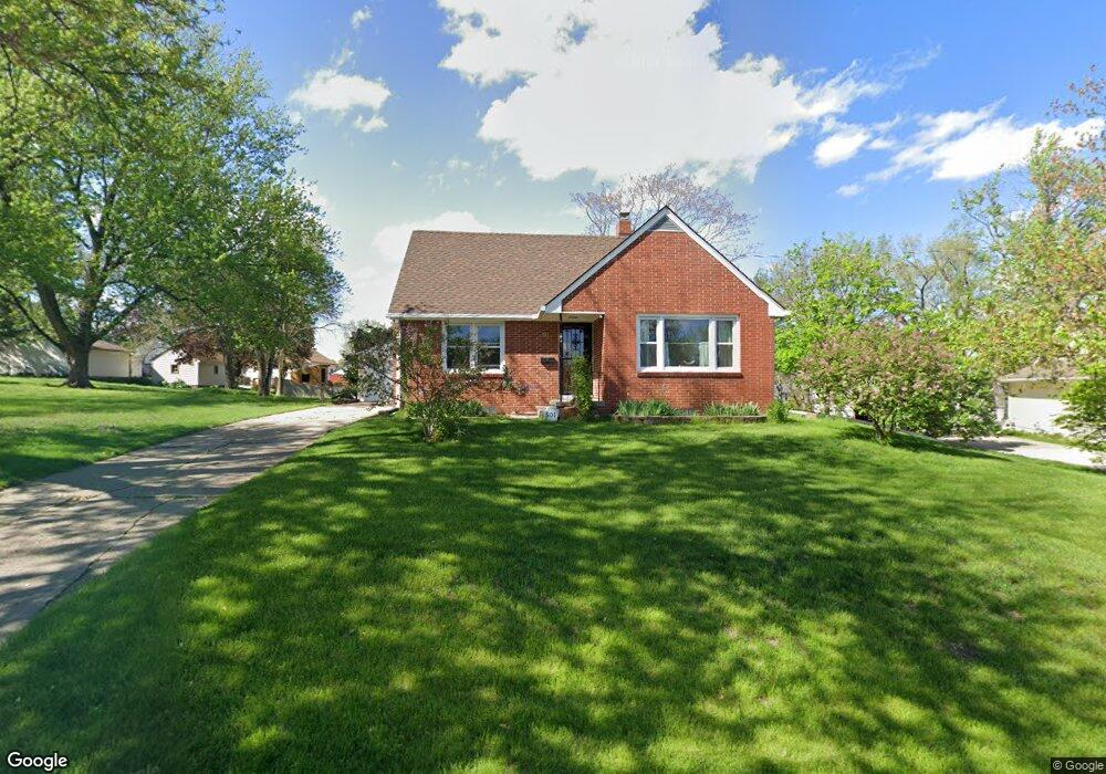 501 Caulder Ave, Des Moines, IA 50315 - photo 1