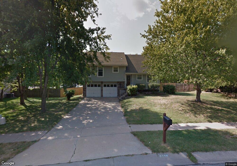 8238 Twilight Ln, Lenexa, KS 66219 - photo 1