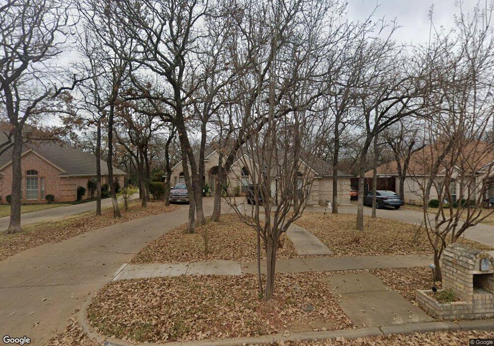 917 W Redbud Dr, Hurst, TX 76053 - photo 1
