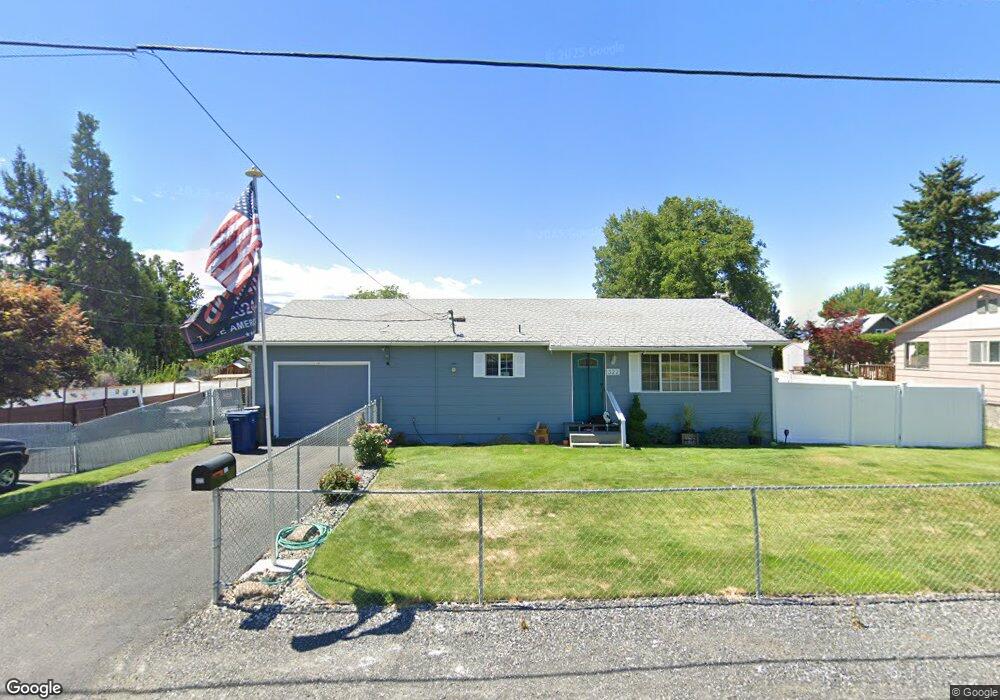 322 N Kansas Ave, East Wenatchee, WA 98802 - photo 1