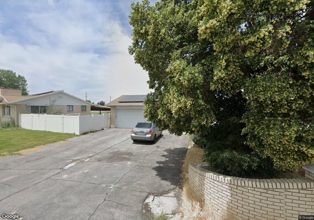 2668 Horseshoe Cir, South Jordan, UT 84095 - photo 1