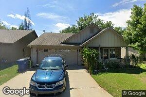 1833 Delaware St, Lawrence, KS 66044
