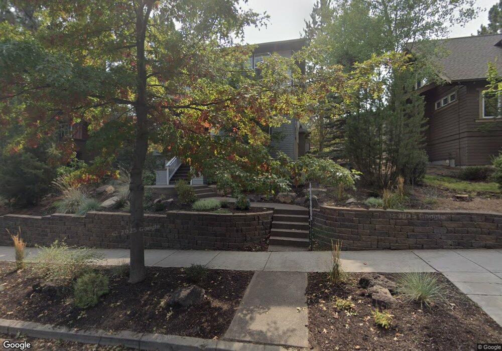 2361 NW Lemhi Dr, Bend, OR 97701 - photo 1