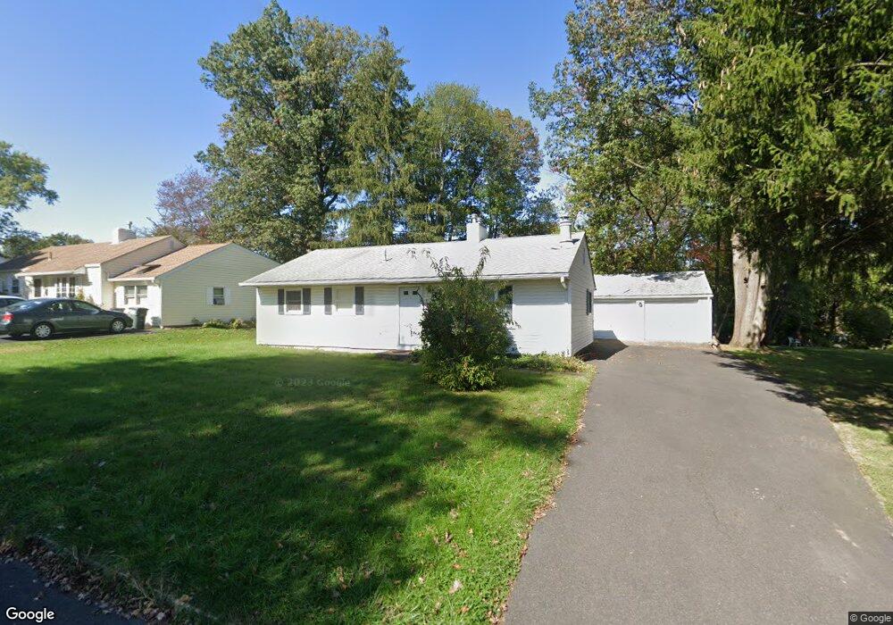 1060 Willopenn Dr, Southampton, PA 18966 - photo 1