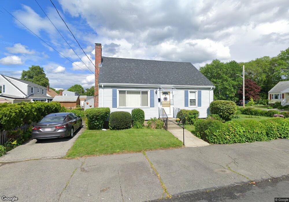 58 Thorpe Rd, Lynn, MA 01905 - photo 1