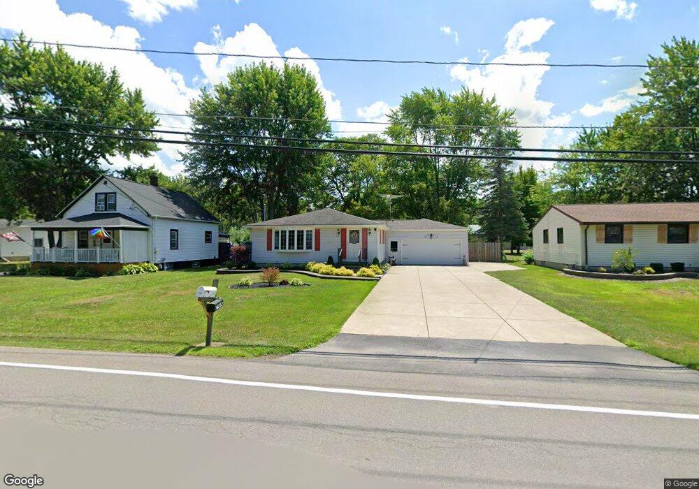 2964 Krueger Rd, North Tonawanda, NY 14120 - photo 1