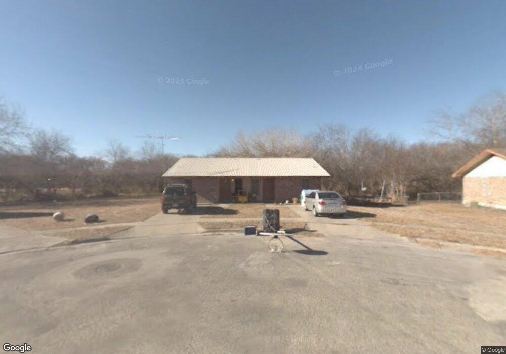 1201 Glendale Dr, Beeville, TX 78102 - photo 1