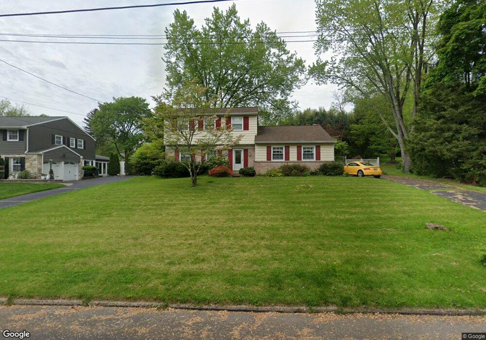 1150 Strathmann Dr, Southampton, PA 18966 - photo 1