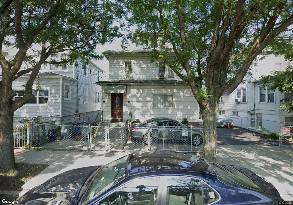 1972 Matthews Ave, Bronx, NY 10462 - photo 1