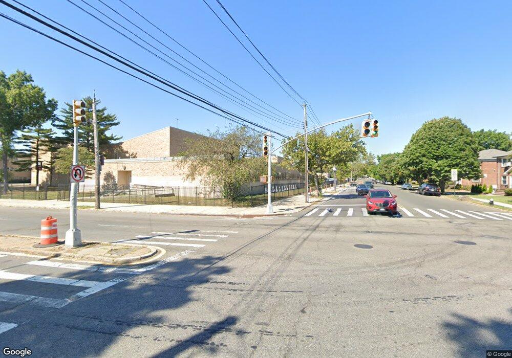 5603B Utopia Pkwy, Fresh Meadows, NY 11365 - photo 1