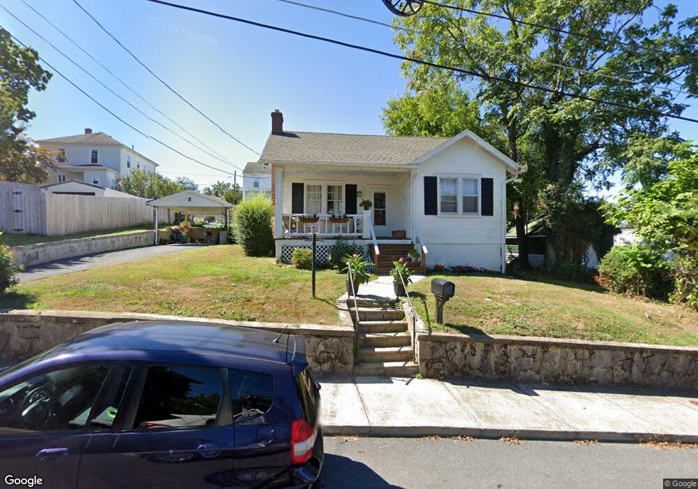 914 Trout St, Staunton, VA 24401 - photo 1