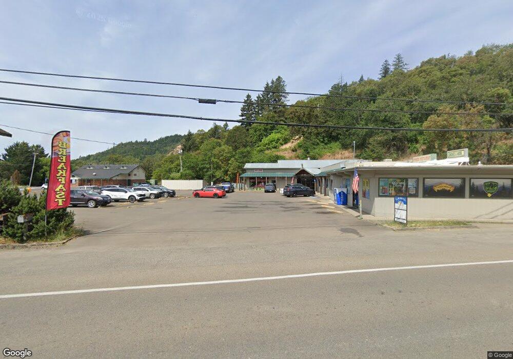 684 S Main St unit 1, Myrtle Creek, OR 97457 - photo 1