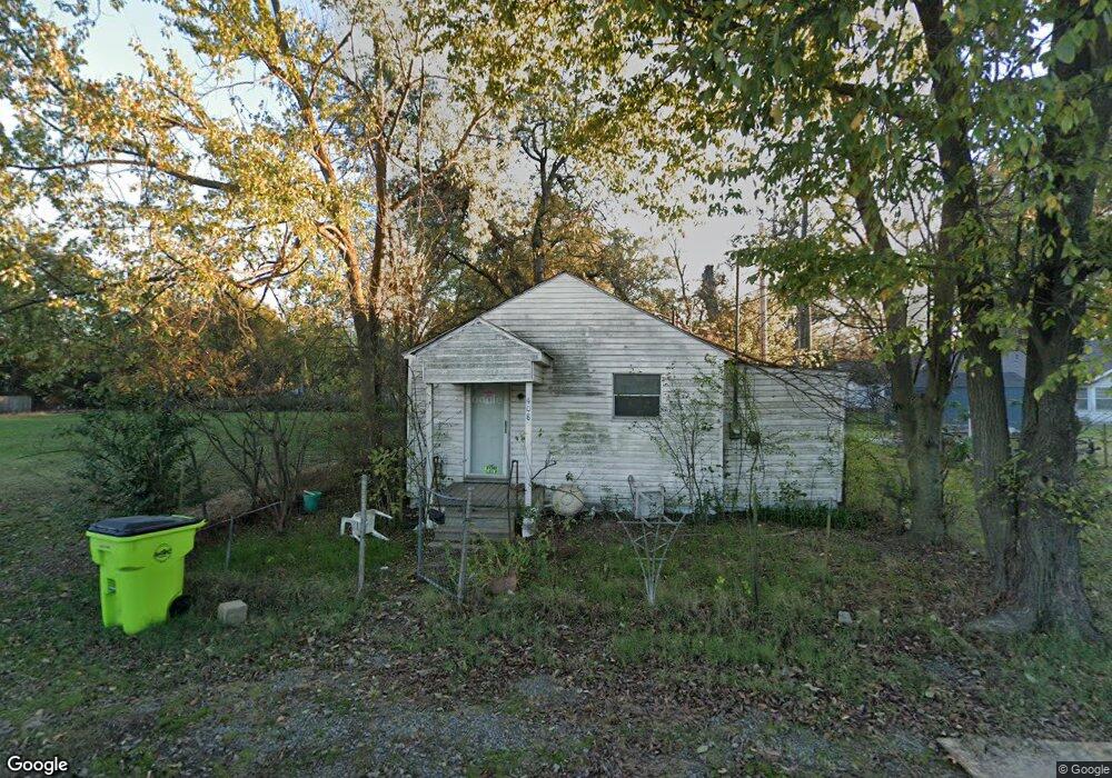 410 E 3rd St, Stuttgart, AR 72160 - photo 1