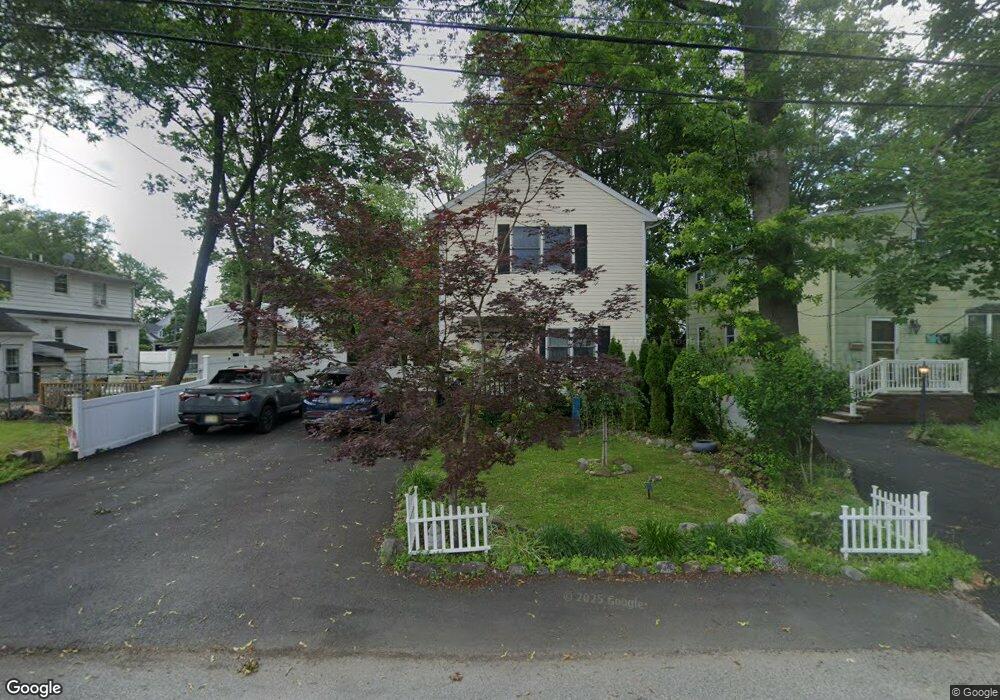 31 New Read St, Pequannock, NJ 07440 - photo 1