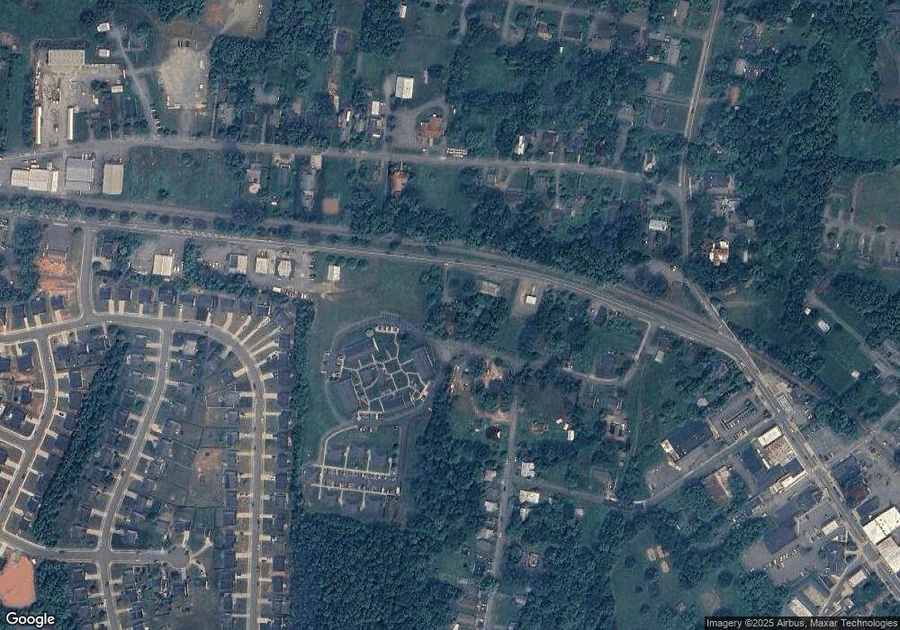 115 Cammack St, Louisa, VA 23093 - photo 1