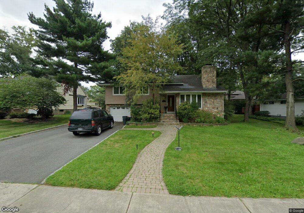 401 Plaza Rd N unit 1X, Fair Lawn, NJ 07410 - photo 1