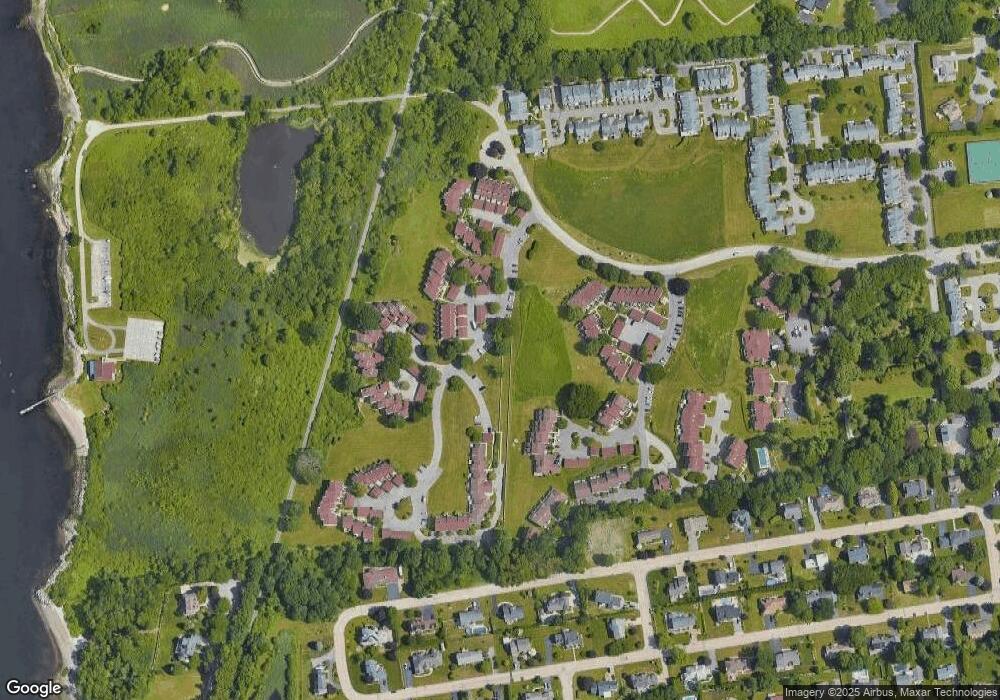 152 Sea Breeze Ln unit 152, Bristol, RI 02809 - photo 1