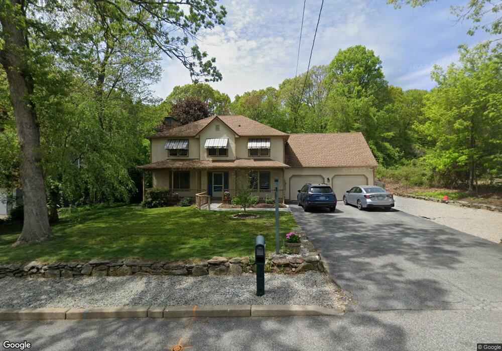 2211 Phenix Ave, Cranston, RI 02921 - photo 1