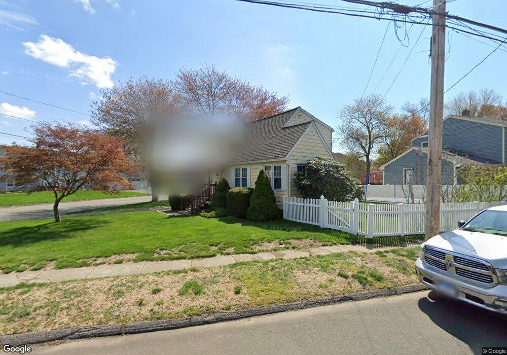 95 Atwater St, Milford, CT 06460 - photo 1