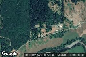 51640 Old Broadbent Rd, Myrtle Point, OR 97458