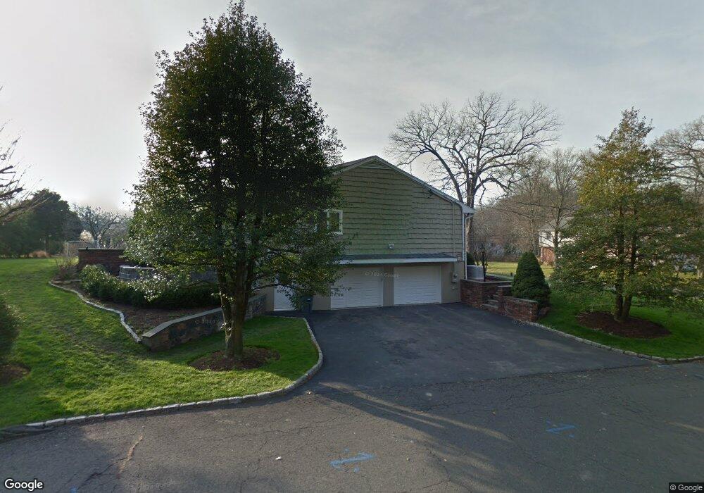 27 Shady Brook Ln, Old Greenwich, CT 06870 - photo 1