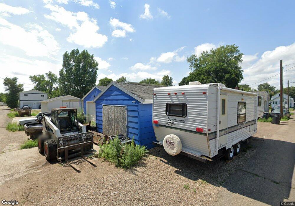 508 3rd Ave SE, Mandan, ND 58554 - photo 1