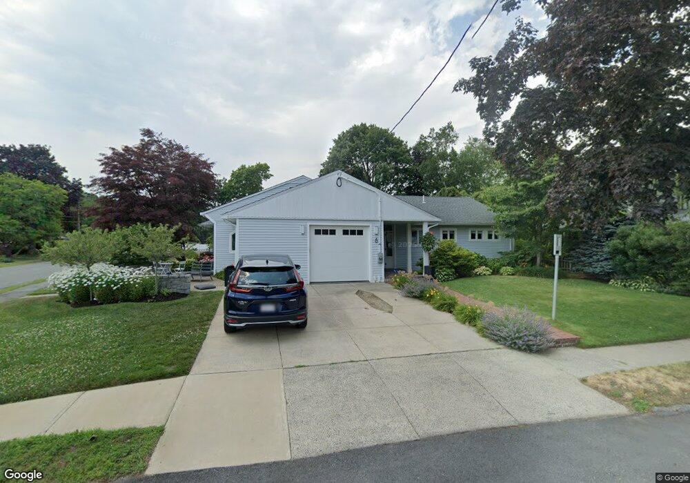 6 Sumner St, Swampscott, MA 01907 - photo 1