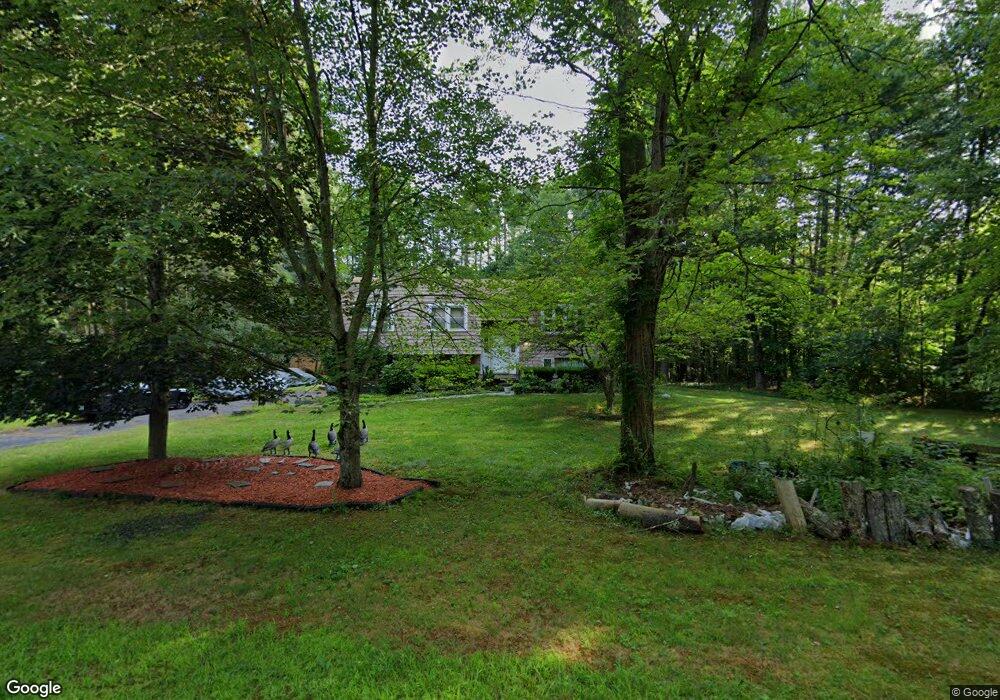 10 French Ct, MerriMacK, NH 03054 - photo 1