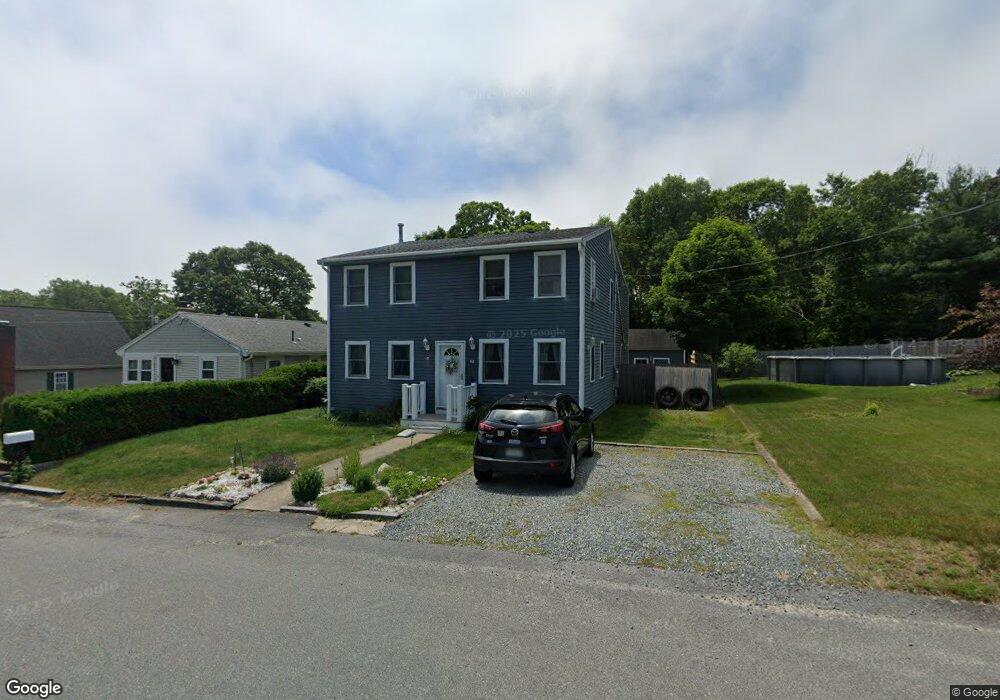 10 Wenonah Rd, Buzzards Bay, MA 02532 - photo 1