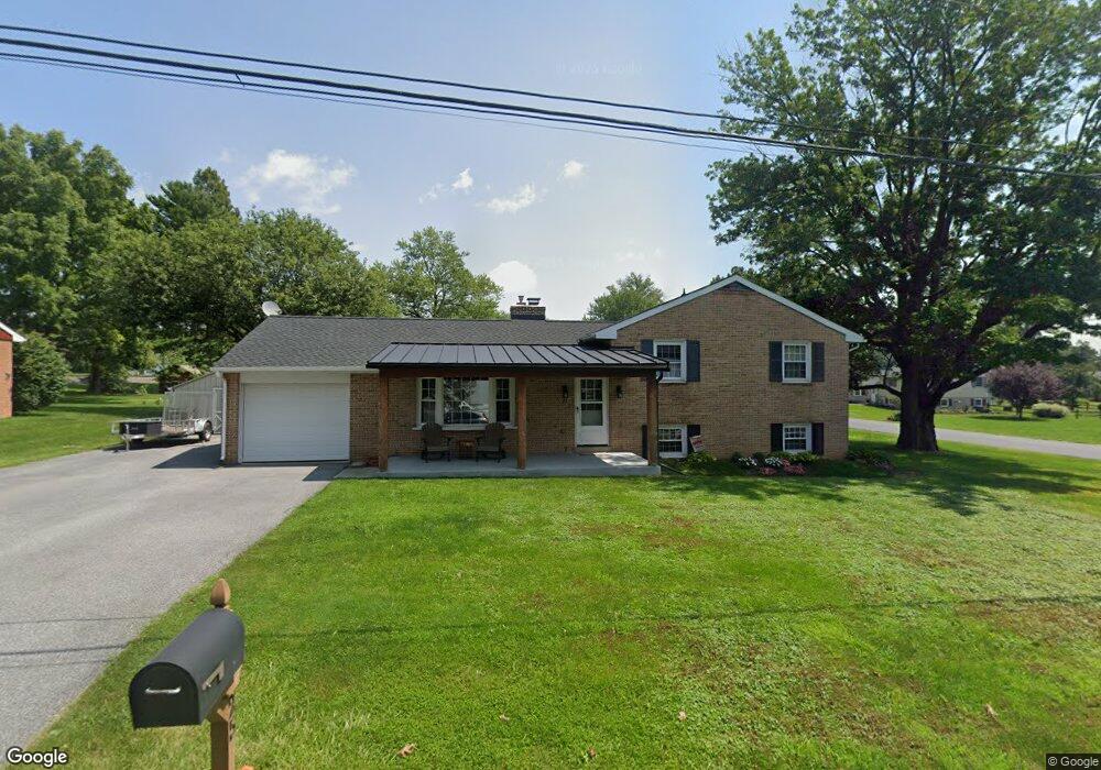 25 Farmland Rd, Leola, PA 17540 - photo 1