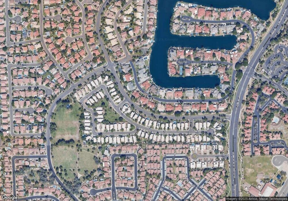 1309 E Treasure Cove Dr unit II, Gilbert, AZ 85234 - photo 1