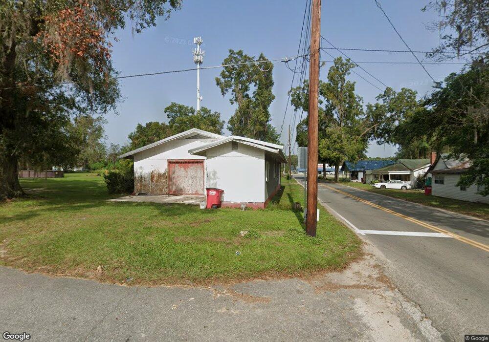 635 NE Central Ave, Blackshear, GA 31516 - photo 1