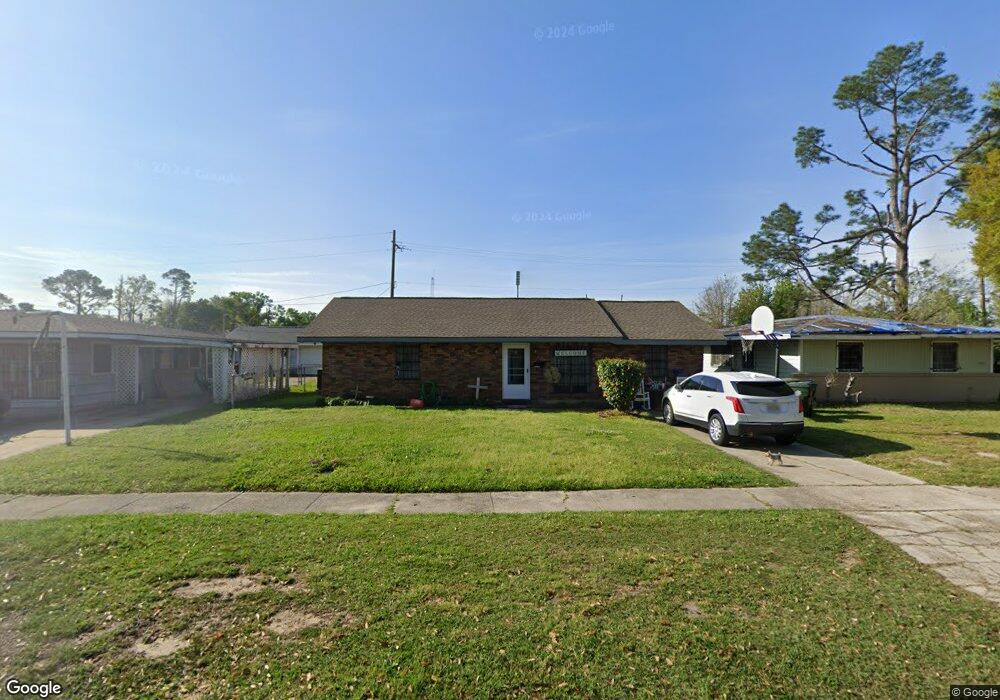 2716 S General Wainwright Dr, Lake Charles, LA 70615 - photo 1