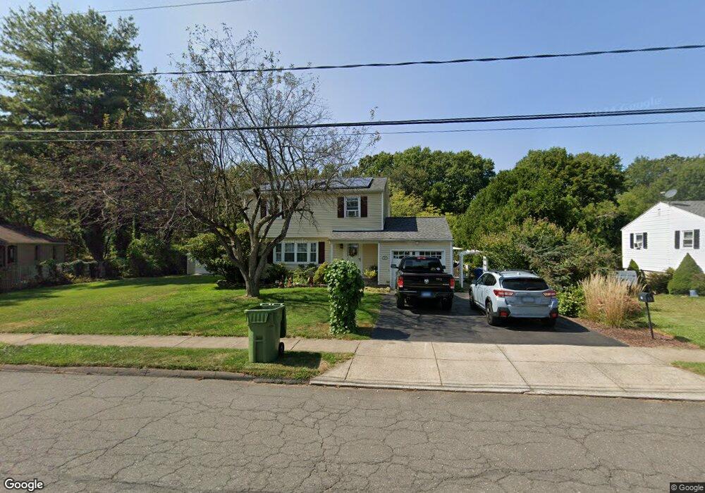 15 Azalea Dr, Middletown, CT 06457 - photo 1