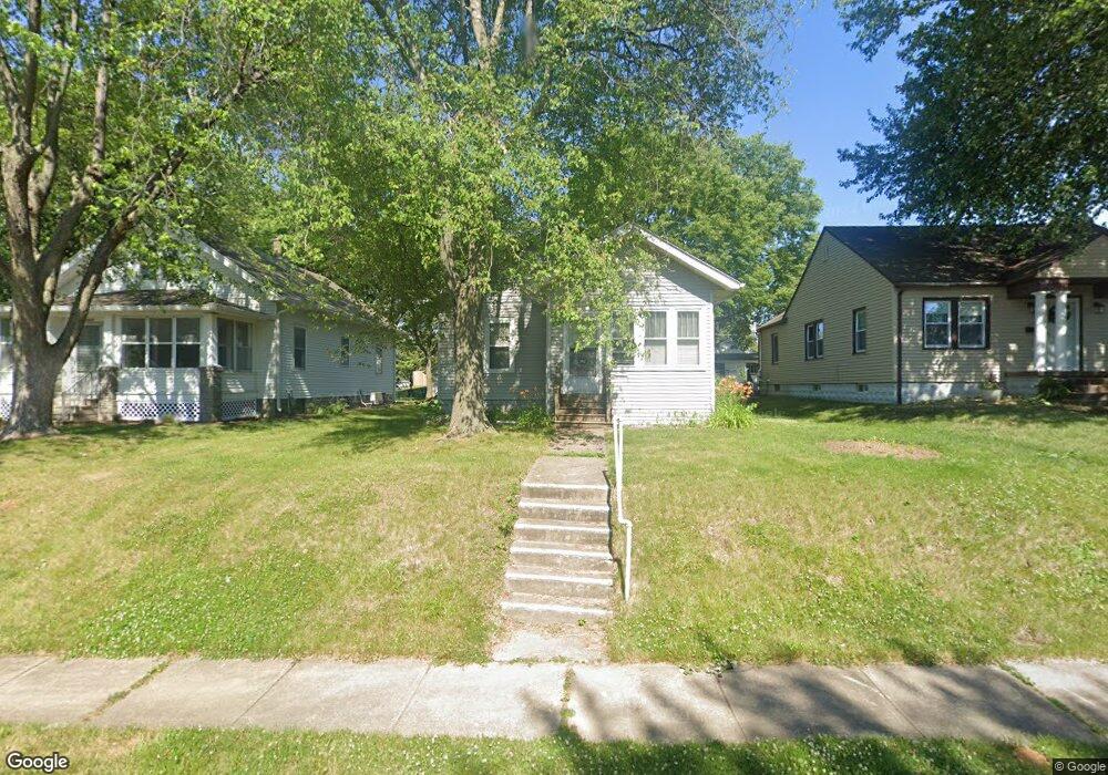 2031 Vine St, Davenport, IA 52804 - photo 1