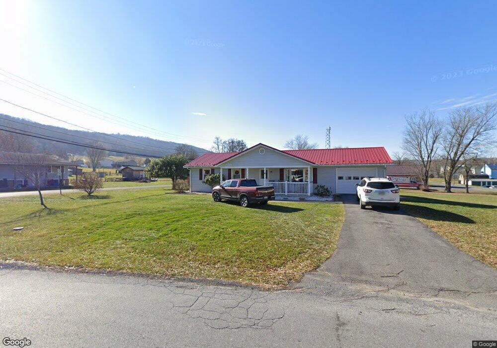 7 Carpenters Ave, Wardensville, WV 26851 - photo 1