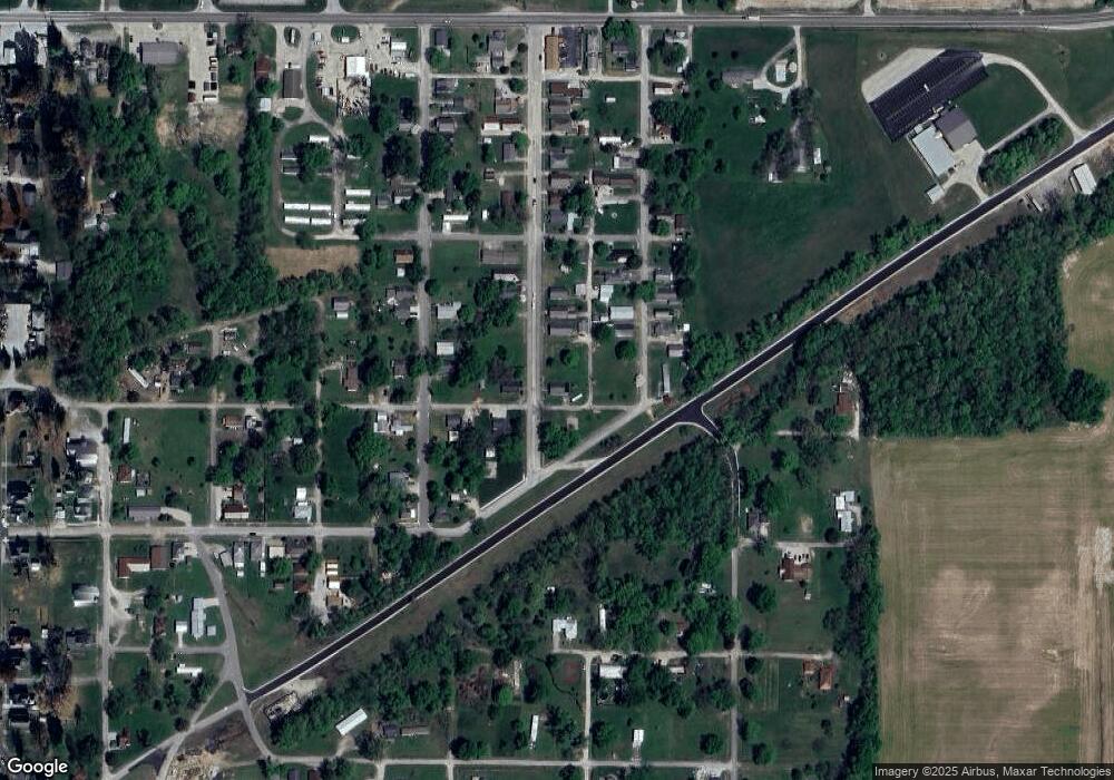 801 Dant Blvd, Bicknell, IN 47512 - photo 1