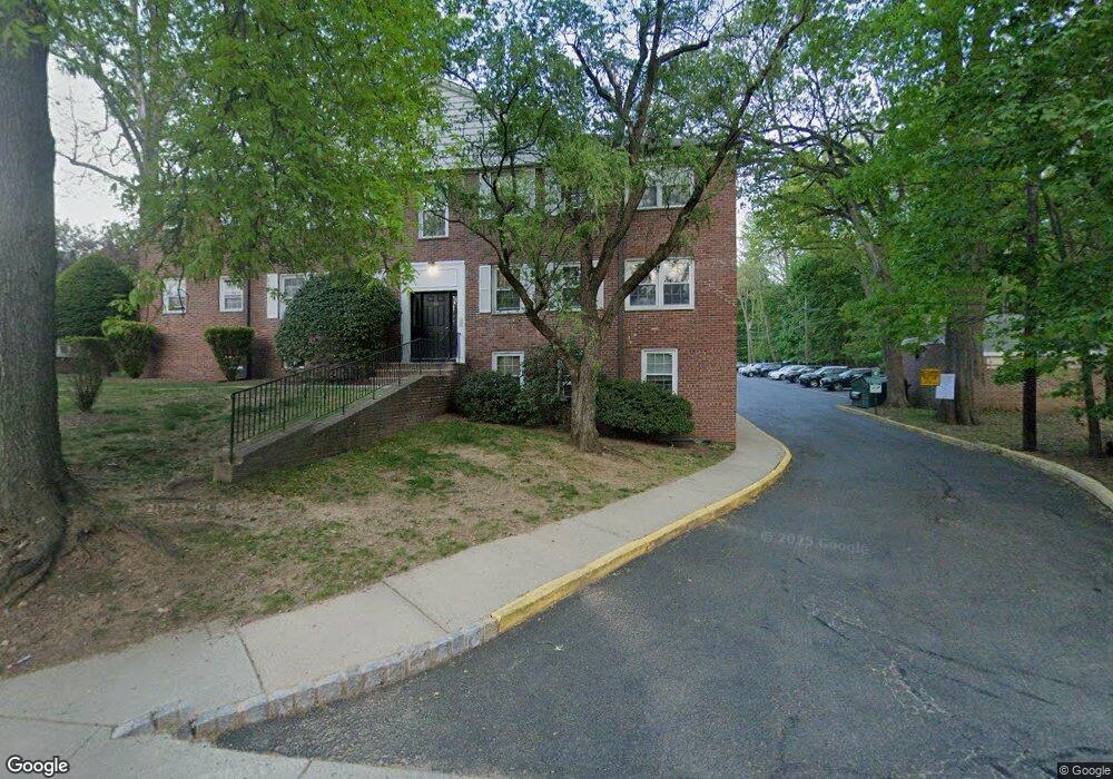 25 Park Ct unit 91, Verona, NJ 07044 - photo 1