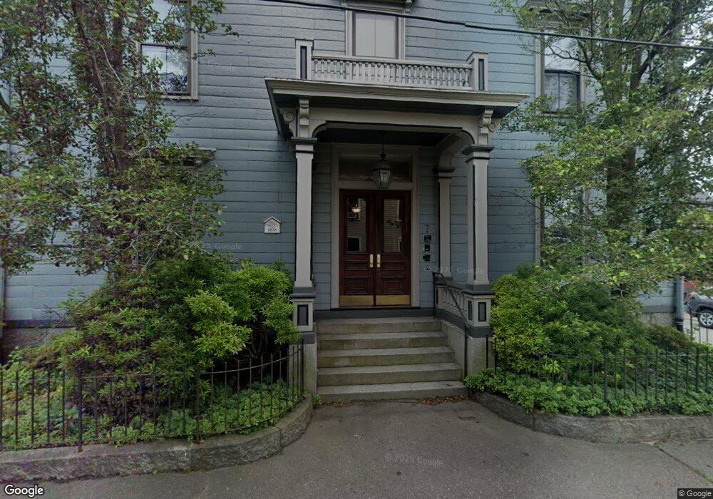 7 Carpenter St, Salem, MA 01970 - photo 1