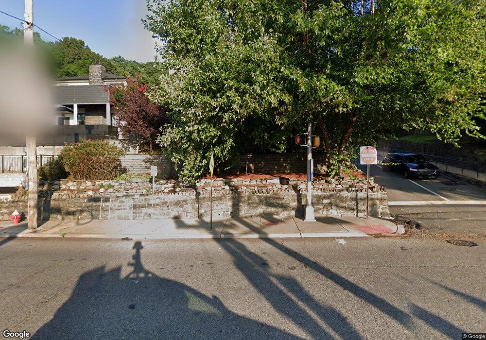 1172 River Rd, Edgewater, NJ 07020 - photo 1