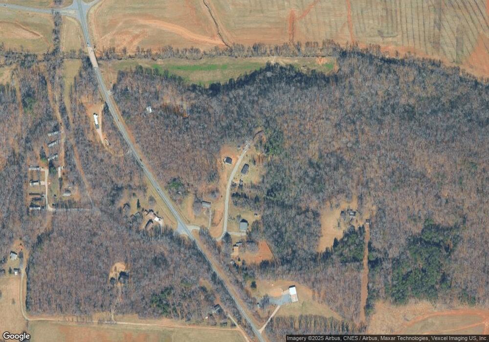 136 Crosby Rd, Statesville, NC 28625 - photo 1