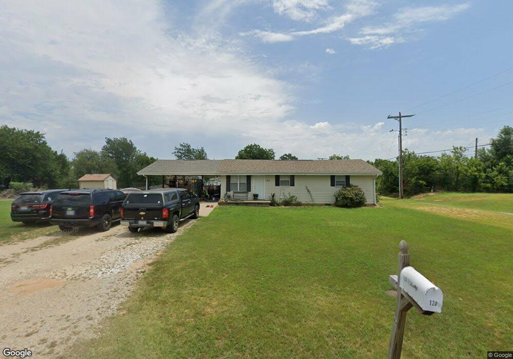 120 S 2nd St, McLoud, OK 74851 - photo 1