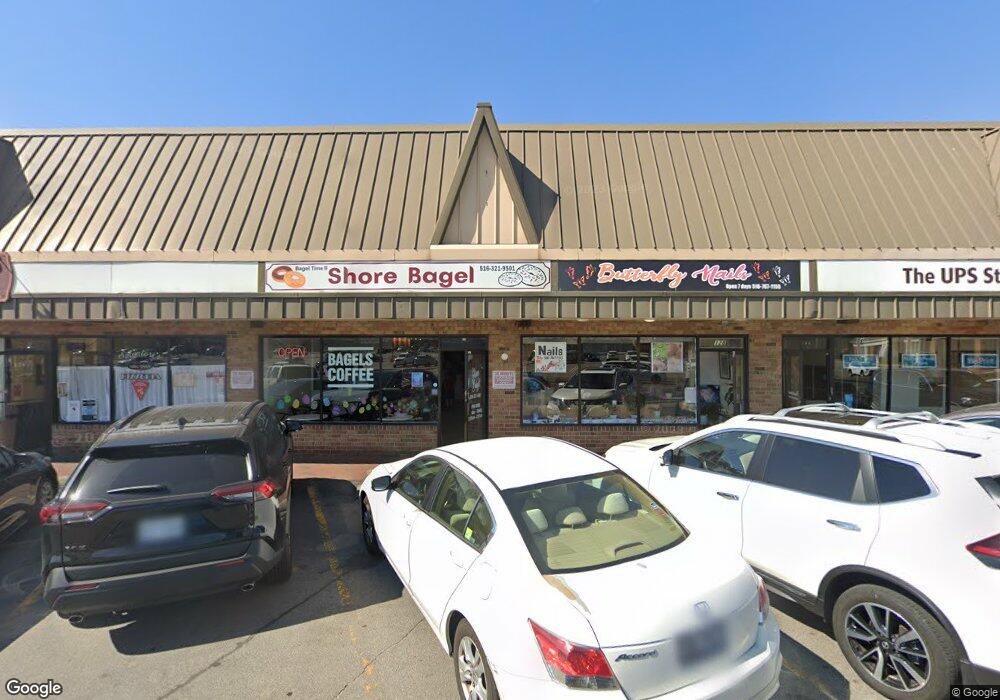 128 Shore Rd, Port Washington, NY 11050 - photo 1