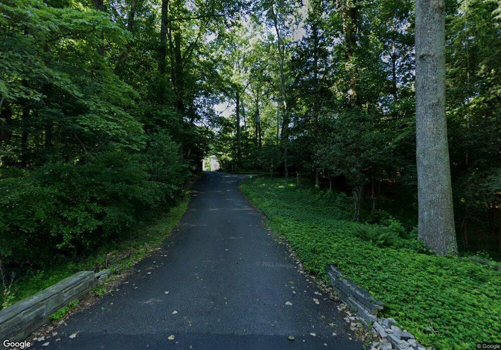 8601 Tebbs Ln, McLean, VA 22102 - photo 1